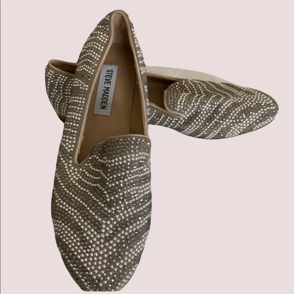 Steve Madden nailhead crystal flat
